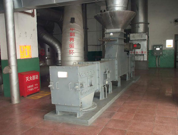 MSD埋刮板给煤机